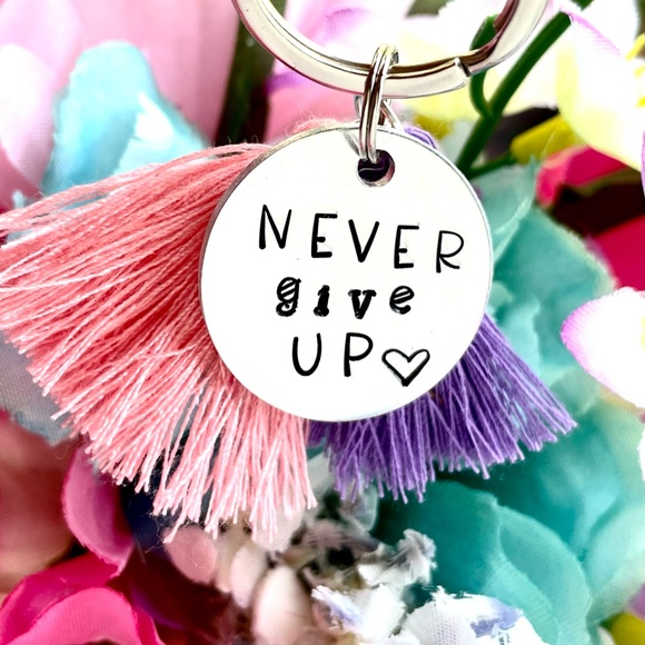 Never Give Up - Encouragement Gift - Hand Stamped Keychain - Hand Stamped Gifts - Picture 4 of 4